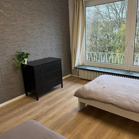 Simple Bright 3-room With Balcony