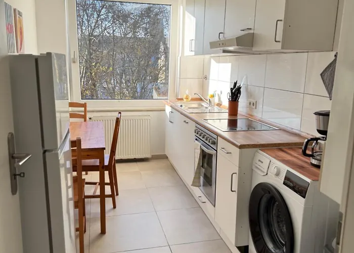 Διαμέρισμα Simple Bright 3-room With Balcony